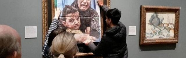 Pikasovo „Majčinstvo“ na meti demonstranata: Aktivisti krivi za nanošenje štete Nacionalnoj galeriji