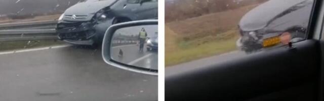 SAOBRAĆAJKA NA PUTU ĆUPRIJA - JAGODINA: Automobili uništeni sa prednje strane!