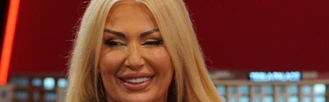 Pevačicu urnisali zbog fotošopa, ona se ovako brani: "Znam ko stoji iza svega" (FOTO)