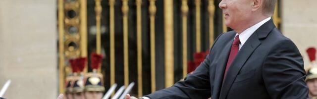 Pogledajte šta ovaj predsednik radi: Poseban pozdrav za Putina - Šokantan snimak usijao mreže (VIDEO)