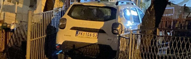 Službeno vozilo ipak u dvorištu zaposlene u DZ Kuršumlija sve do jutra! (FOTO)