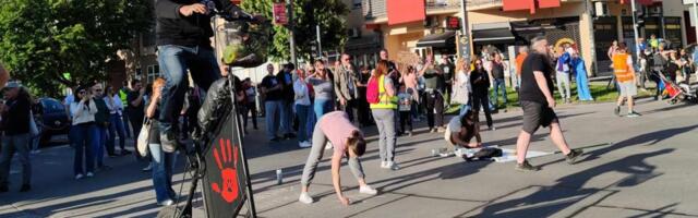 FOTO, VIDEO Održana blokada 30 raskrsnica: Trajala 45 minuta, manji incident na Detelinari