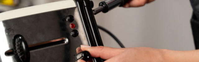 Зашто више не поправљамо уређаје