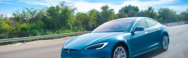 Srbi odlepili za "teslom": Električni automobil osvaja srca, evo koliko košta i da li se isplati
