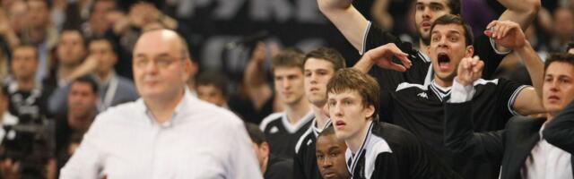 Emotivni Jan Veseli o smrti Duška Vujoševića: Nisi spreman za tako nešto, video sam kako su ga ispratili i zahvalan sam što nisam morao da igram tu utakmicu