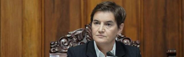 ''OBRAĆANjE NEKOGA KAO ŠTO JE BORISLAV NOVAKOVIĆ NA VEČERAŠNjEM SKUPU JE UVREDA ZA ZDRAV RAZUM'' Ana Brnabić reagovala na protest opozicije