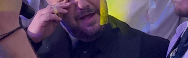 Borko plače i vadi novčanice, svaka od 500 evra! Haos na punoletstvu: Stigli Đani, Darko i Slađa, usledio LOM