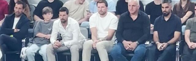 Ovu reakciju Đokovića niste videli u prenosu: Novak se uhvatio za glavu, a onda je došao Miško Ražnatović...