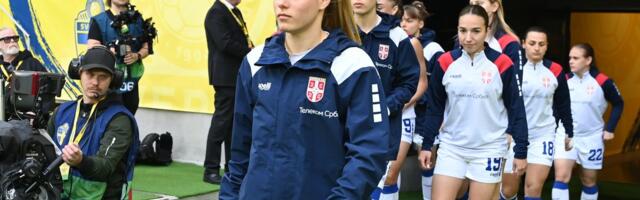 ŠVEDSKA – SRBIJA Dve šanse u isto napadu za naše devojke! Matejić probila do gola, Stokić nije uspela da matira golmana