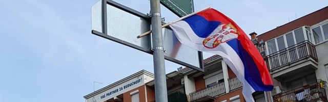 ANKETA: Da li ćete u sredu istaći zastavu Srbije?