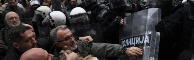 Evo ko predvodi nasilne proteste u Novom Sadu -  Ponošev poslanik koji krivi Srbiju za NATO bombardovanje!