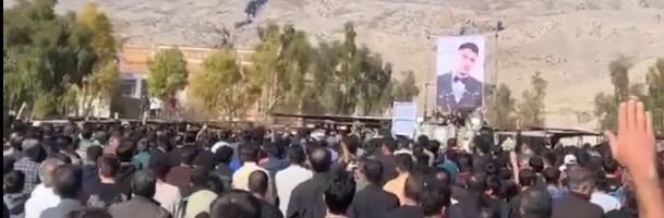 PONOVO POČELI PROTESTI U IRANU! Demonstanti na kružnom toku uzvikivali "Smrt Hamneiju" (VIDEO)