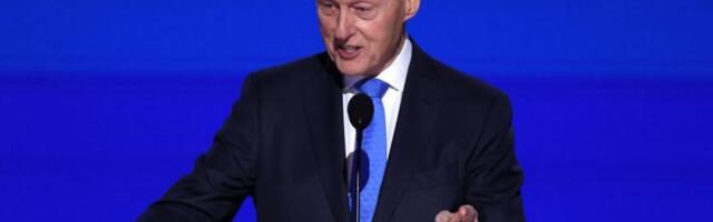 Bil Klinton: ‘Da sam znao za Epstinove zločine, prijavio bih ga’