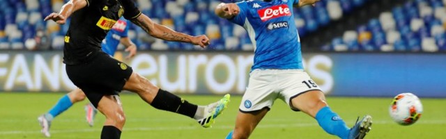 Napoli neće da proda Maksimovića