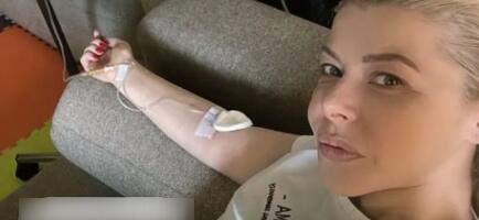 DANIJELA KARIĆ PRIKLJUČENA NA INFUZIJU: Oglasila se iz postelje, sliku svi komentarišu