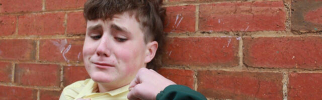 MALOLETNIK PRETUKAO VRŠNJAKA, PA MU KRAO NOVAC! MUP rasvetlio slučaj iz Kraljeva