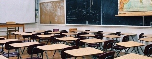 Prosvetni sindikati traže produžetak raspusta, uputili i zahteve za višom cenom rada