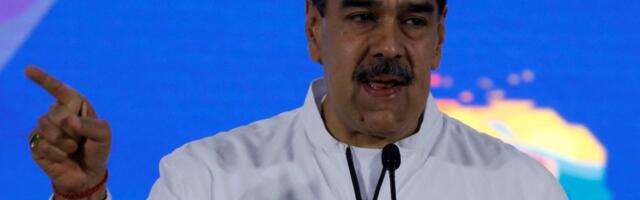 Snimak koji je obišao svet: Maduro zapalio proslavu Dana studenata neočekivanim potezom (VIDEO)