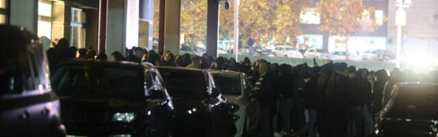 SITUACIJA SE ZAHUKTAVA: Grobari prete da će prekinunti meč protiv Bajerna!?