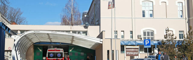 UDARIO GA DŽIP NA PEŠAČKOM, IMA KRVARENJE MOZGA! Čovek povređen u nesreći u centru Beograda sada U KRITIČNOM STANJU