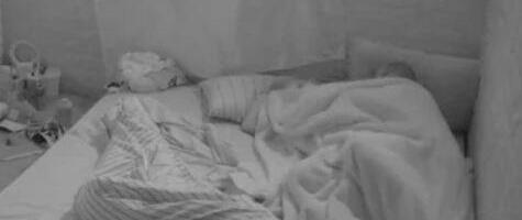 VRELA AKCIJA ANITE I LUKE, KAO DA KAMERE NE POSTOJE: Ljubavni par topio zidove izolacije, zaboravili na bivše partnere (FOTO)