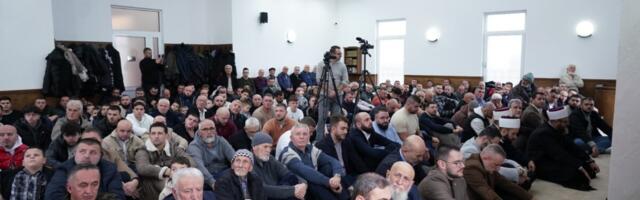 Otvorena džamija u naselju Erozija