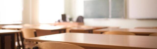 Učenici se danas vraćaju u klupe, ali im uskoro sledi novi raspust