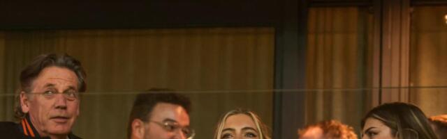 NAJLEPŠA NA SVETU OTKRILA ZA KOJI KLUB NAVIJA: Juta se iznenada pojavila na fudbalskoj utakmici! Ovde su je najmanje očekivali