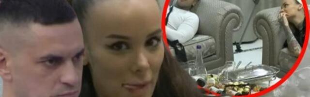 LETI PERJE U SPAVAĆOJ SOBI, BEBICA ODLUČIO DA DEMOLIRA PROSTORIJE: Evo šta mu je palo na pamet dok svi spavaju!