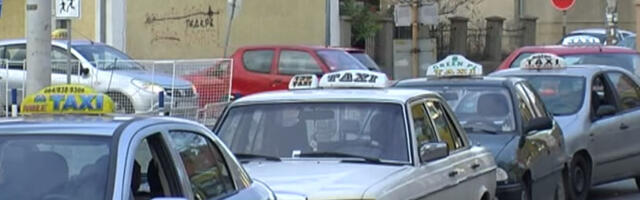 Imao je samo 44 godine... Najtužniji snimak iz Pančeva ikada! Pogledajte kako se taksisti opraštaju od kolege