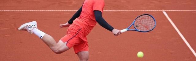 ATP Rim: Kecmanović u drugom kolu