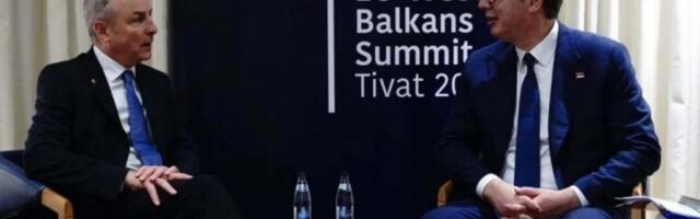 VUČIĆ U TIVTU RAZGOVARAO SA PREMIJEROM IRSKE! U fokusu razgovora proširenje EU! (FOTO)
