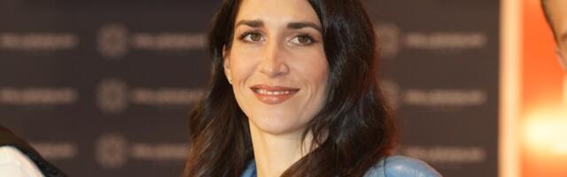 Jelisaveta Orašanin se SKINULA U LEOPARD BIKINI i mreže se usijale:  Ravan stomak i zategnuto telo mame uzdahe (FOTO)