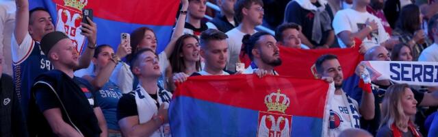 Navijač Srbije dobio pretnje u Rigi zbog "pumpanja"