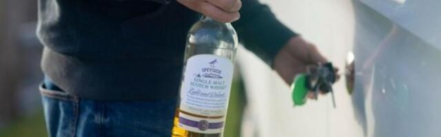 BEBA UMRLA U VRELOM AUTOMOBILU! Otac ceo dan pio ALKOHOL, njegova rečenica posle otkrića da je dete mrtvo LEDI KRV!