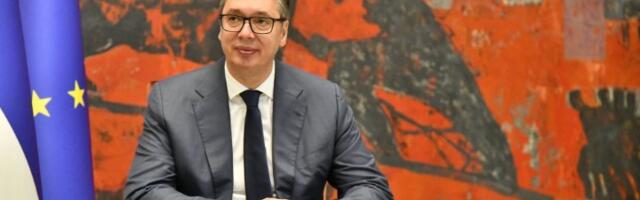 Vučić tvrdi da neće menjati Ustav: Završavam predsedničku karijeru, ali ću pomoći nekome