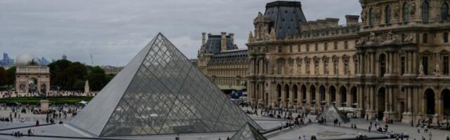 LUVR DRASTIČNO PODIGAO CENE ULAZNICA ZA TURISTE IZVAN EVROPSKE UNIJE! Evo od kada važe skuplje karte i na koga se sve odnosi!