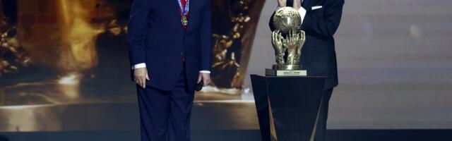 TRAMP SE POHVALIO POSLE NAGRADE ZA MIR: Neke ratove smo zaustavili i pre nego što su počeli