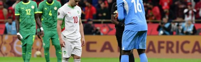 (VIDEO) Penal o kojem priča ceo svet: Pogledajte za kakav kontakt je sudija pokazao na belu tačku u meču za šampiona Afrike