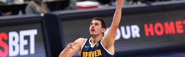 Jokić najubedljiviji od starta sezone i u društvu Oskara Robertsona, Minesota ponovo pala (VIDEO)