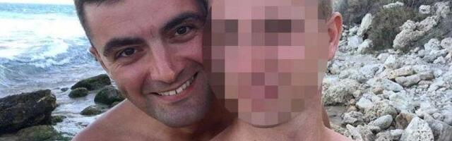 LAŽOV - ČUVENI GEJ VASKRSAO NA PROTESTU PROTIV DRŽAVE KAO OTAC! Pavlović u navodnoj borbi protiv nasilja