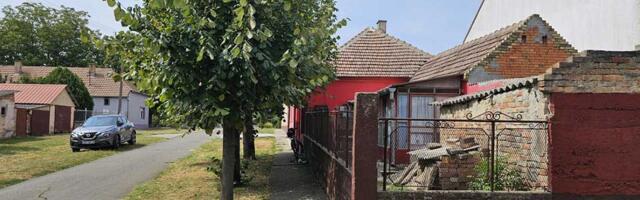 FOTO: Kuća pored reke – ima 70 kvadrata i košta 28.000 evra