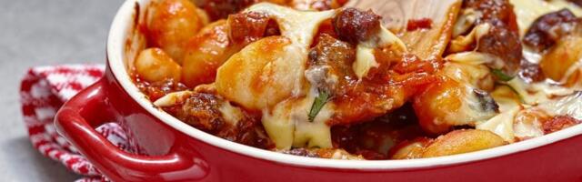 Sočne njoke sa kobasicom: Brz, izdašan i preukusan ručak za užurbane dane