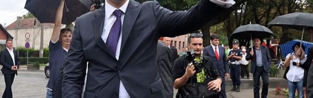 Vučić se svađao sa Južnim vestima u Briselu [video]