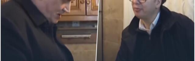 "NALAKTIO SE, RAKIJU ZAVATIO, A ŠTA JE ZAPISAO" Vučić objavio hit snimak kako ispituje Drobnjaka: Gde sam ti rekao da uradiš ove mostove?
