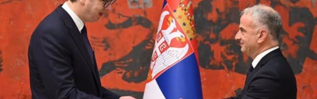 “Poželeo sam ambasadoru Žabru srdačnu dobrodošlicu”: Vučić primio akreditivna pisma novoimenovanog ambasadora Libana (FOTO)