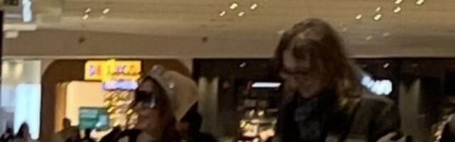 SKANDAL TRESE ESTRADU - Pevač NAHVATAO Anu Nikolić u hotelu, RASKINULA sa Raletom, pa završila kao PODSTANAR!