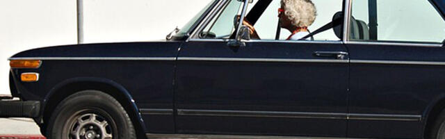 Nekad je bio san svake generacije, mamio je uzdahe Jugoslovena: Kultni kupe u Inđiji ponovo privlači poglede