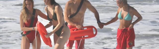 Isplivale fotke nove ekipe u seriji "Čuvari plaže", evo ko je zamenio Pamelu Anderson i Miča Bjukenona (foto)