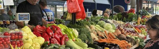 Zelena salata poskupela za 180 odsto: Komšije na mukama - Cene otišle u nebesa